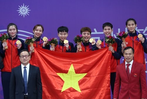 Đội tuyển cầu mây Việt Nam nhận thưởng hơn 1,5 tỷ đồng

