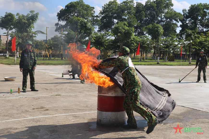 Bộ CHQS tỉnh Hưng Yên hội thao phòng cháy, chữa cháy và tìm kiếm cứu nạn