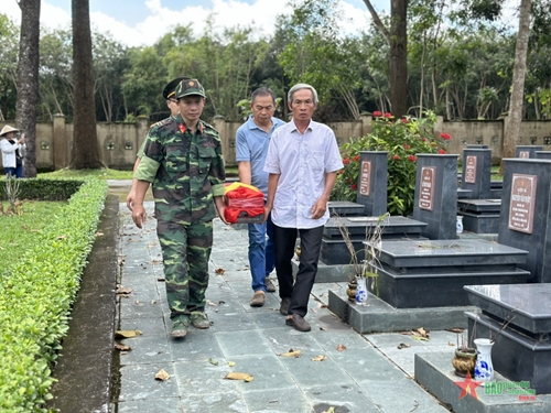 Di dời hài cốt liệt sĩ Nguyễn Văn Ngoạt về Nghĩa trang Liệt sĩ huyện Củ Chi