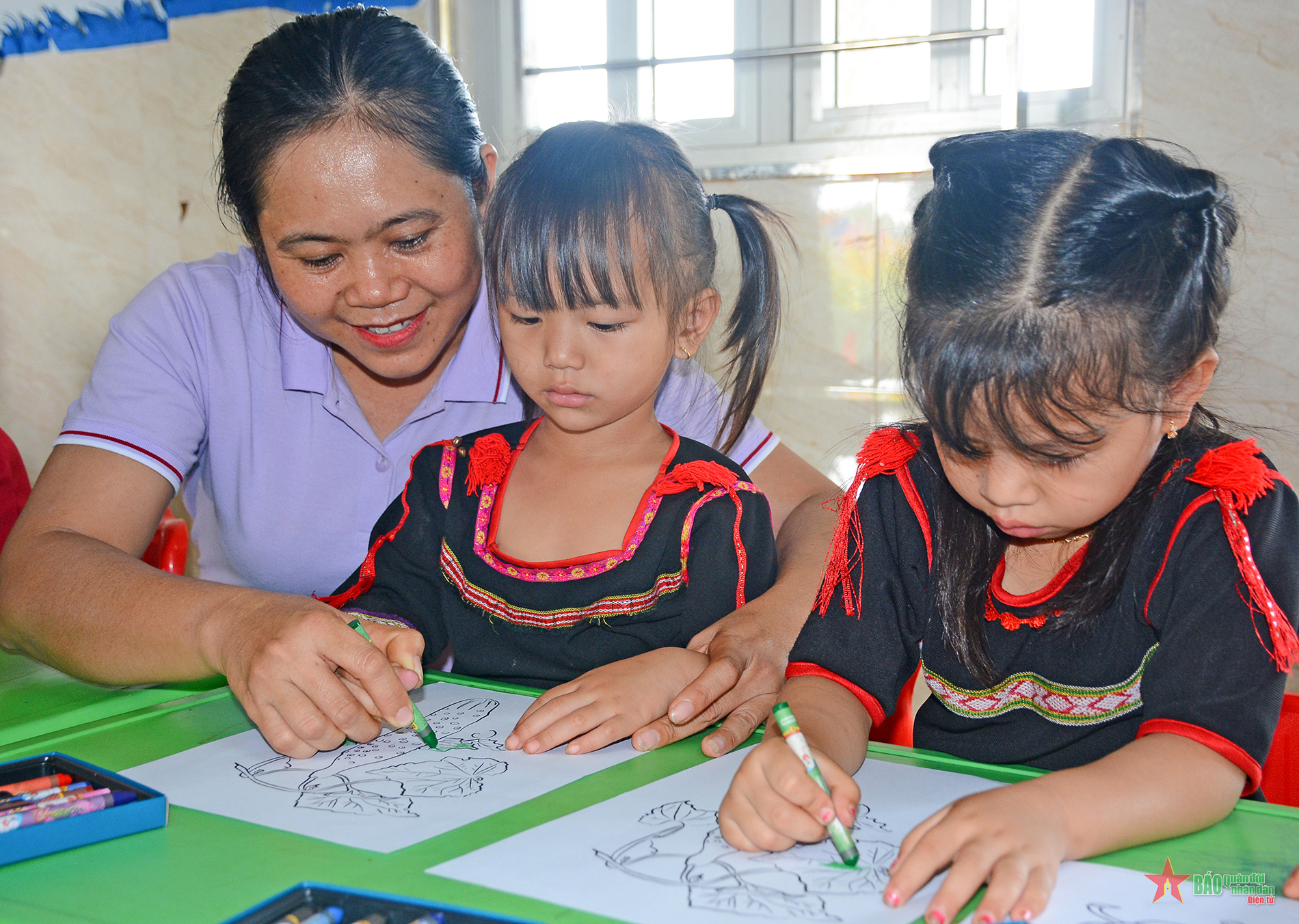 Xóa bỏ những “rào cản” ngôn ngữ giữa các dân tộc từ tuổi mầm non