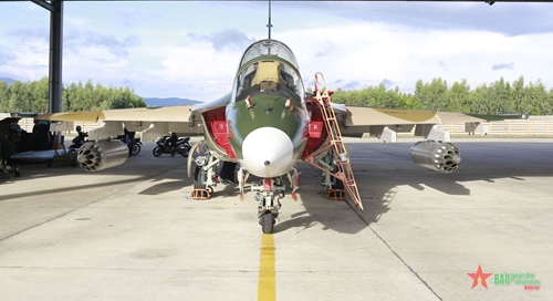 Trường Sĩ quan Không quân: Công tác chuẩn bị kỹ thuật cho diễn tập bắn ném trên máy bay Yak-130 đã hoàn tất