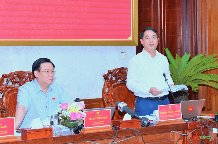 Chủ tịch Quốc hội Vương Đình Huệ làm việc với Ban Thường vụ Tỉnh ủy Hậu Giang