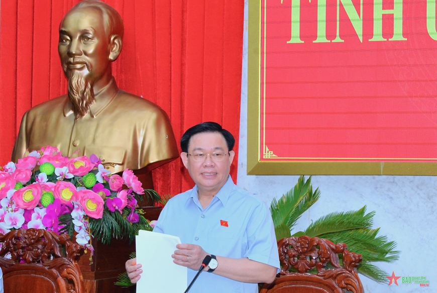 Chủ tịch Quốc hội Vương Đình Huệ làm việc với Ban Thường vụ Tỉnh ủy Hậu Giang
