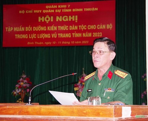 Bộ CHQS tỉnh Bình Thuận bồi dưỡng kiến thức về dân tộc cho cán bộ