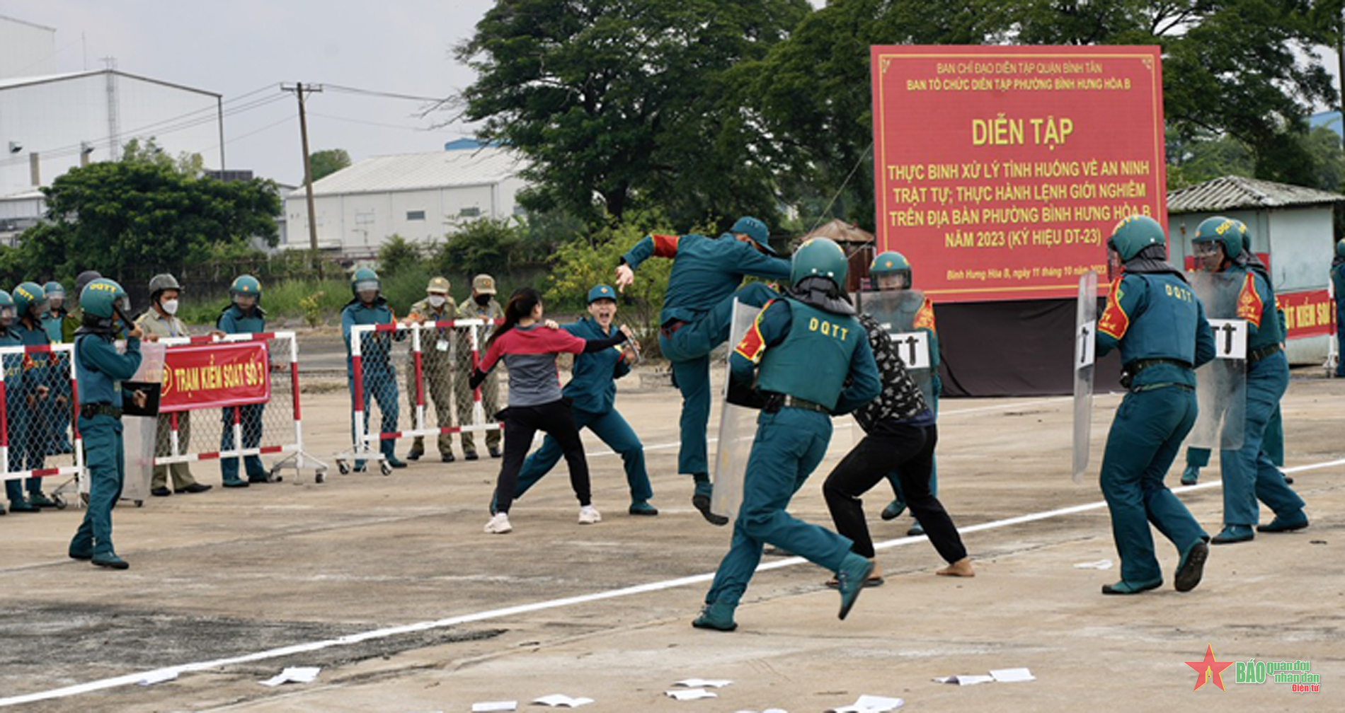 Quận Bình Tân (TP Hồ Chí Minh) diễn tập phòng thủ điểm cấp phường năm 2023