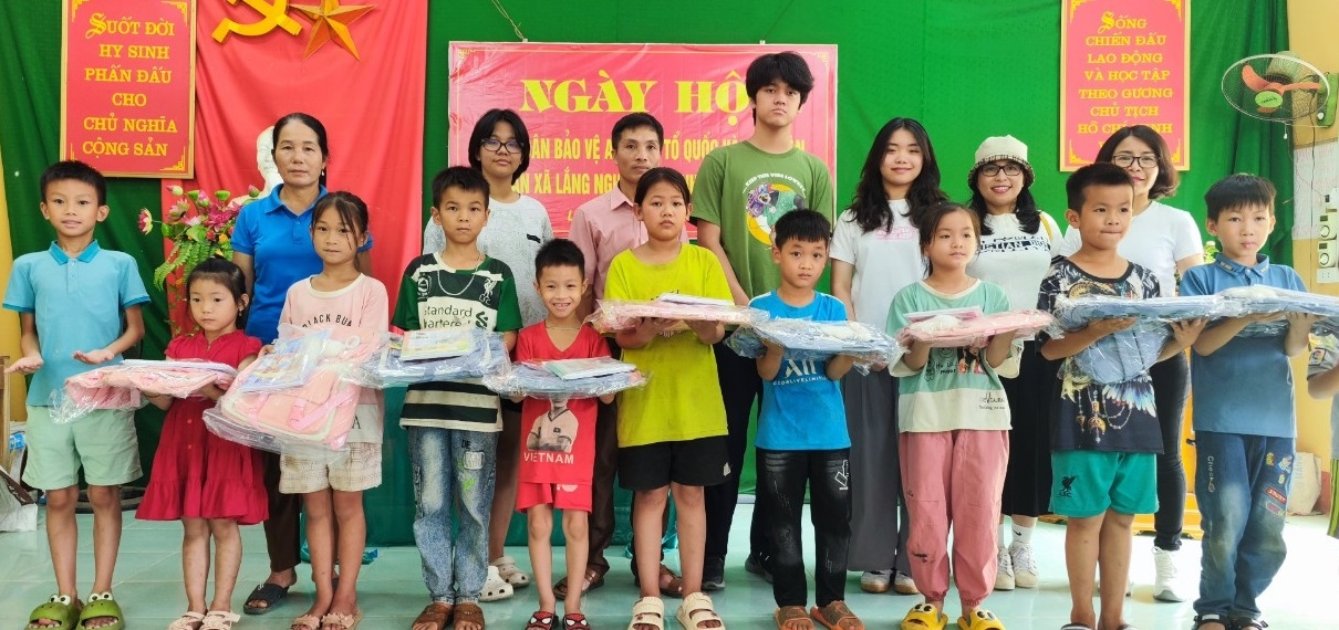 Phát triển giáo dục đào tạo, nâng cao chất lượng nguồn nhân lực vùng đồng bào dân tộc thiểu số và miền núi giai đoạn 2021- 2030: Nguyên tắc hưởng hỗ trợ đối với học sinh dân tộc thiểu số rất ít người