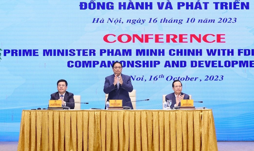 Thủ tướng Phạm Minh Chính gặp mặt cộng đồng doanh nghiệp đầu tư nước ngoài