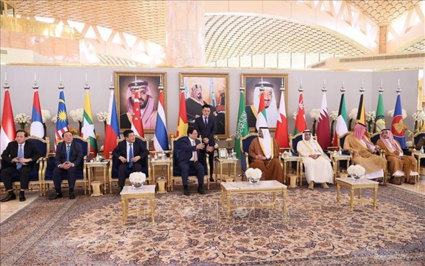 Thủ tướng Chính phủ Phạm Minh Chính tới Riyadh, bắt đầu chuyến công tác dự Hội nghị cấp cao ASEAN - GCC và thăm Vương quốc Saudi Arabia