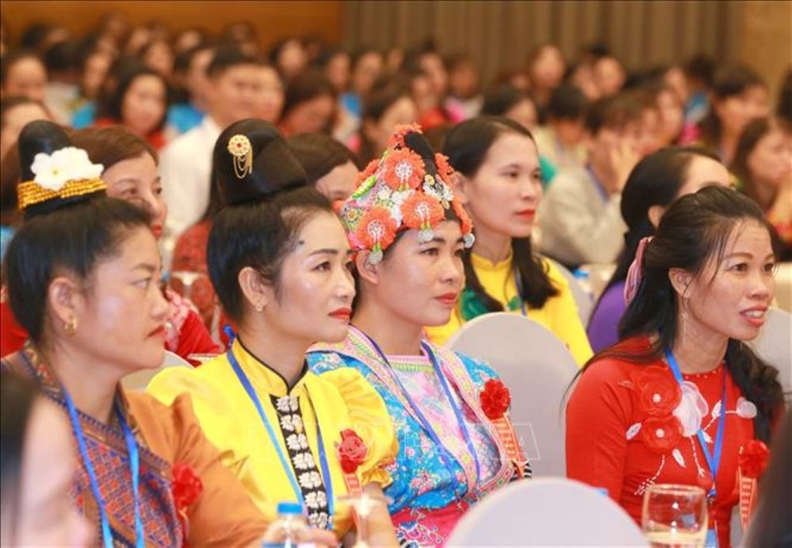 Thường trực Ban Bí thư Trương Thị Mai gặp mặt các Chủ tịch Hội Phụ nữ cơ sở tiêu biểu toàn quốc