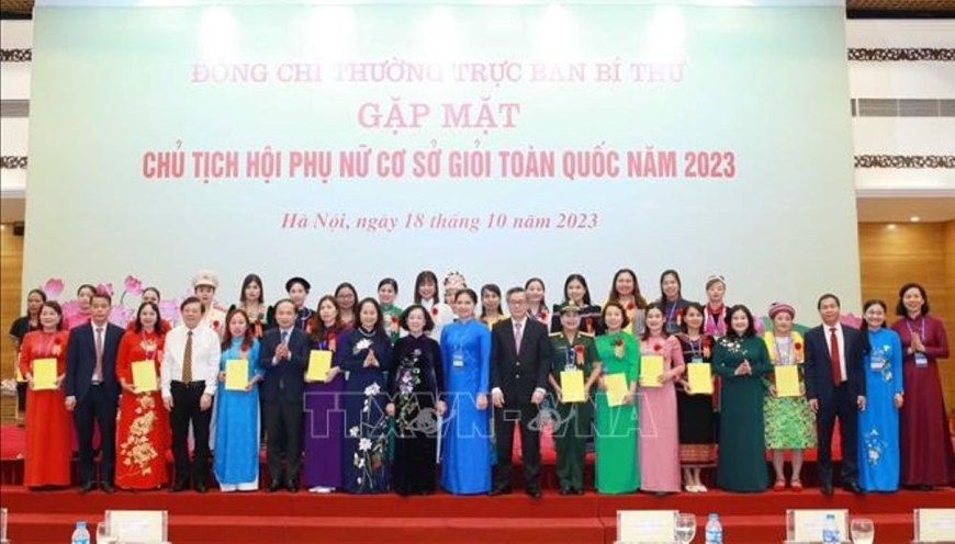 Thường trực Ban Bí thư Trương Thị Mai gặp mặt các Chủ tịch Hội Phụ nữ cơ sở tiêu biểu toàn quốc