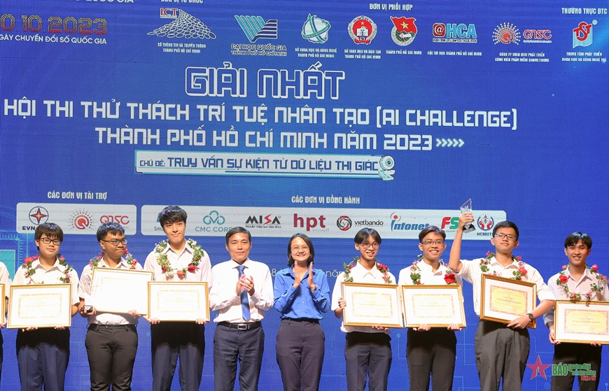 Trao 24 giải thưởng Hội thi Thử thách trí tuệ nhân tạo TP Hồ Chí Minh
