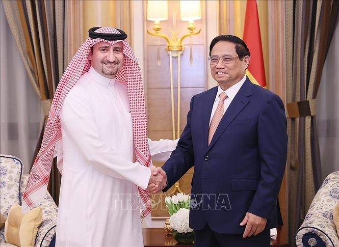 Thủ tướng Phạm Minh Chính tiếp lãnh đạo các tập đoàn hàng đầu Saudi Arabia và Vùng Vịnh