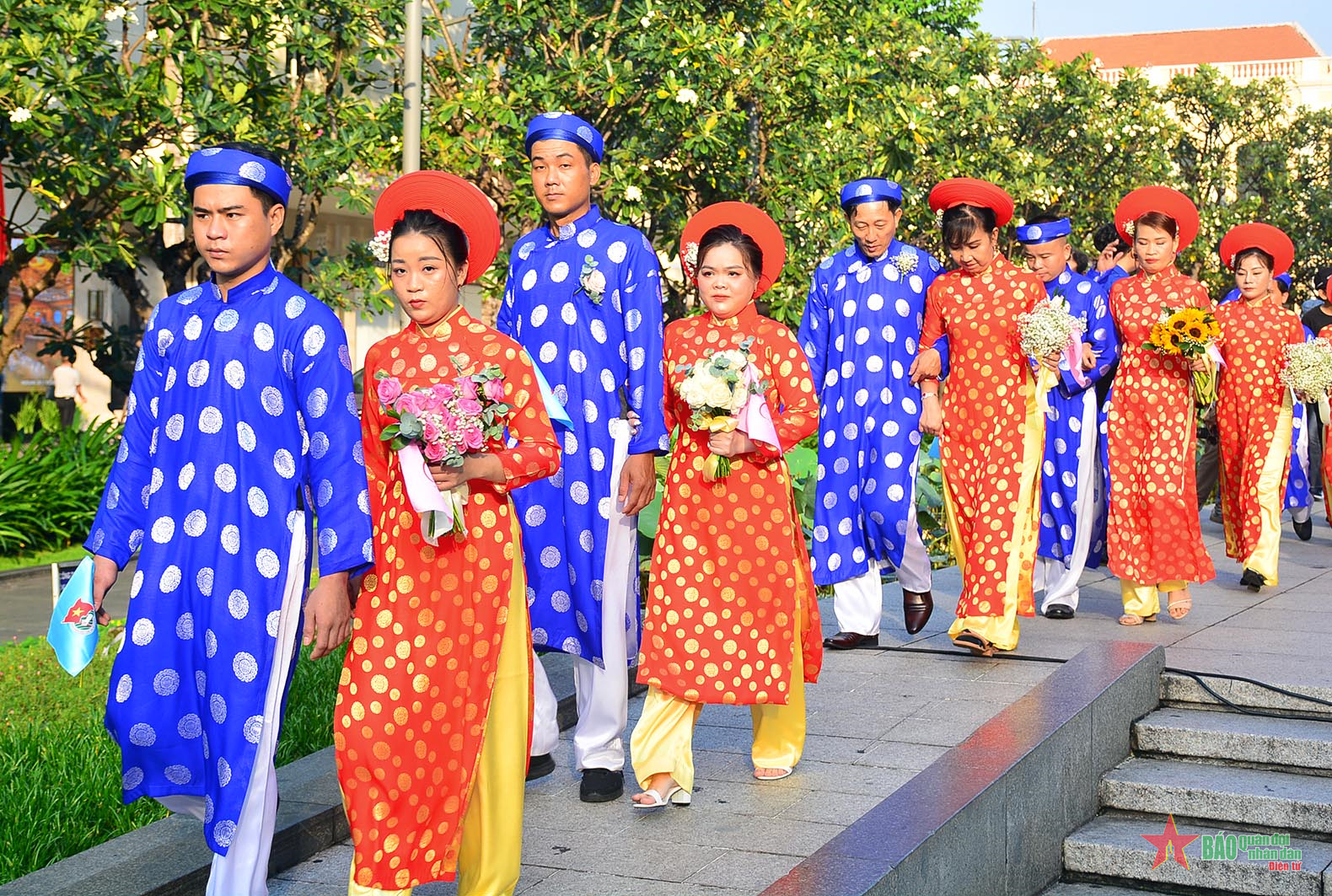 Lễ cưới tập thể cho 82 cặp đôi thanh niên tại TP Hồ Chí Minh