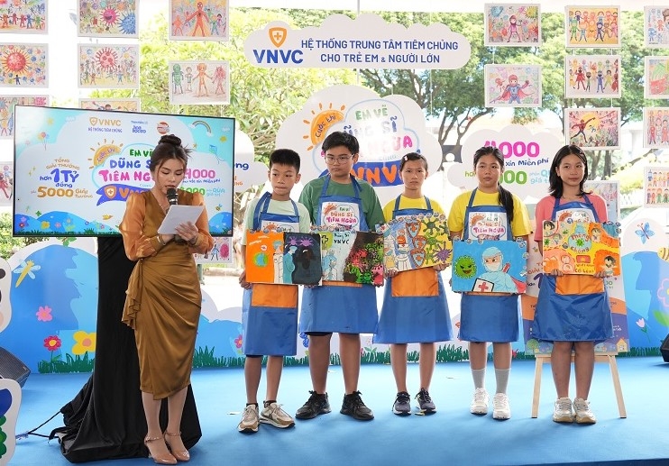 Phát động cuộc thi “Em vẽ dũng sĩ tiêm ngừa cùng VNVC”