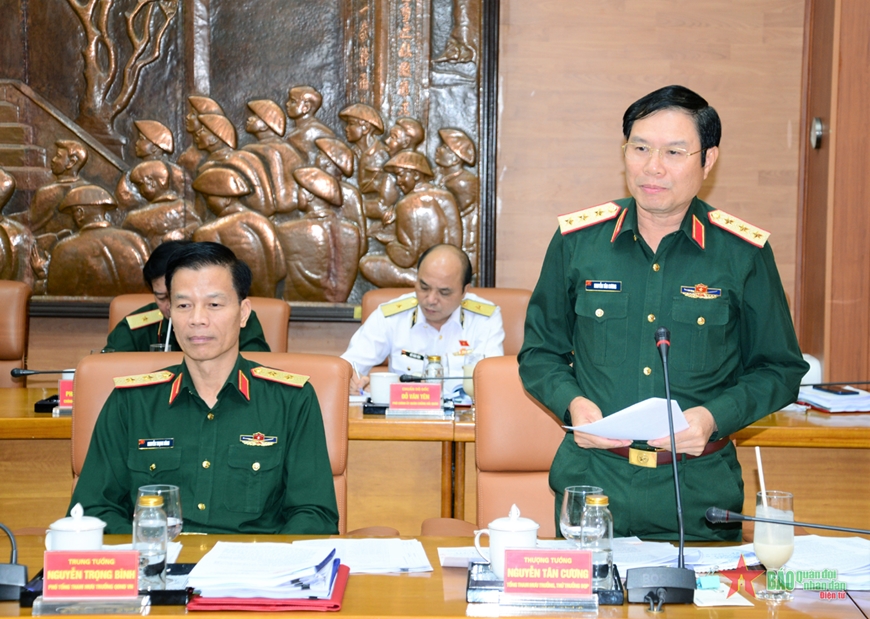 Đại tướng Lương Cường chủ trì gặp mặt các đại biểu Quốc hội đang công tác trong Quân đội