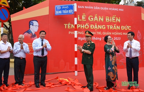 Một tuyến phố ở Hà Nội mang tên Thiếu tướng Đặng Trần Đức  