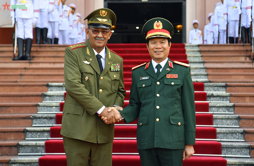 Thượng tướng Nguyễn Tân Cương chủ trì lễ đón Tổng Tham mưu trưởng các Lực lượng vũ trang cách mạng Cuba