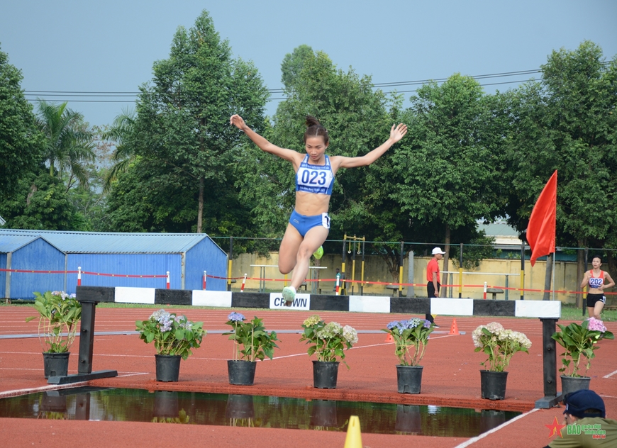 Nguyễn Văn Lai lần thứ 13 vô địch quốc gia, Nguyễn Thị Oanh hoàn tất hat-trick HCV