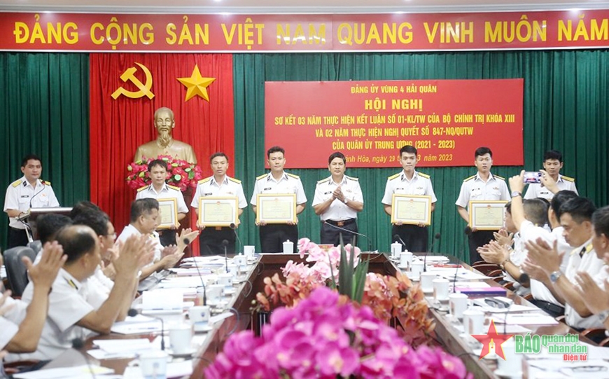 Vùng 4 Hải quân đẩy mạnh học tập và làm theo tư tưởng, đạo đức, phong cách Hồ Chí Minh