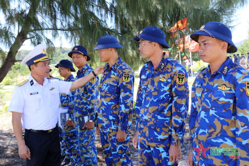 Vùng 4 Hải quân đẩy mạnh học tập và làm theo tư tưởng, đạo đức, phong cách Hồ Chí Minh