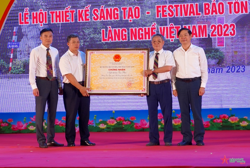 Khai mạc Tuần văn hóa du lịch thương mại làng nghề Vạn Phúc năm 2023