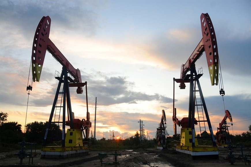 Giá xăng dầu hôm nay (28-10): Tăng tốc gần 3%