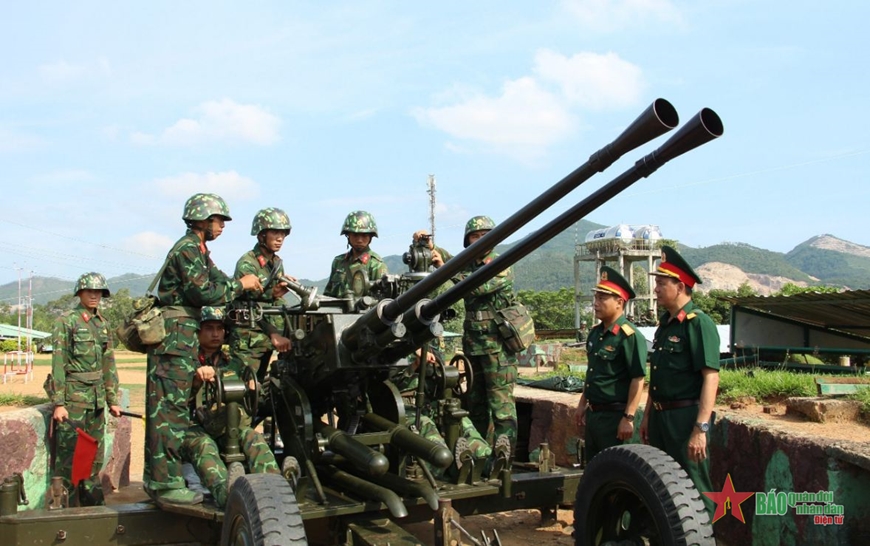 “Lá chắn thép” canh giữ bình yên vùng trời miền Trung, Tây Nguyên