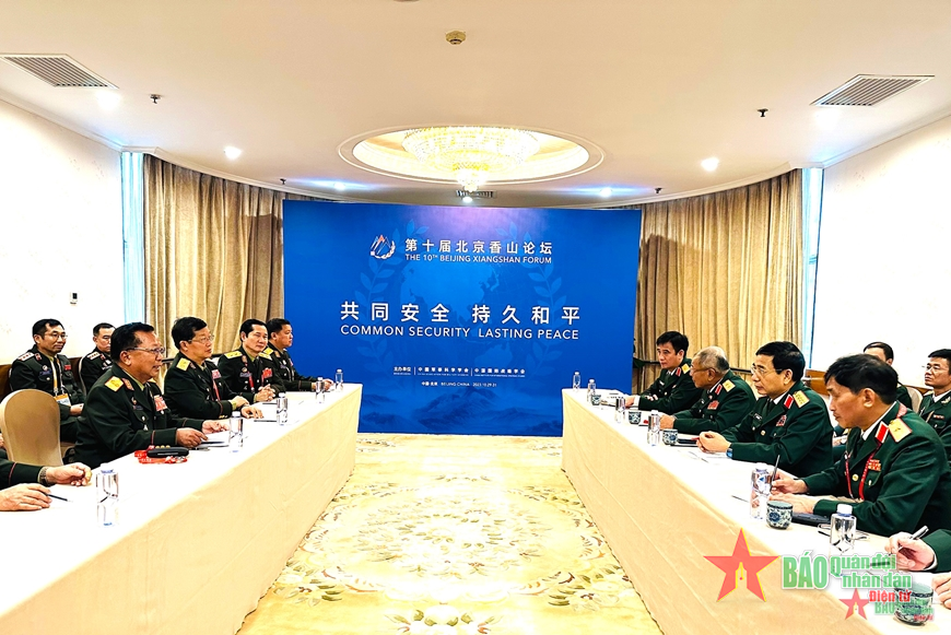 Đại tướng Phan Văn Giang gặp song phương Bộ trưởng Bộ Quốc phòng Lào, Campuchia và Tổng Thư ký ASEAN