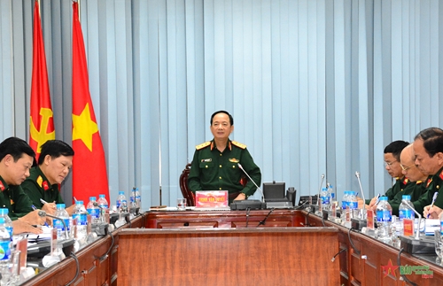 Thượng tướng Trịnh Văn Quyết kiểm tra tại Lữ đoàn 134, Binh chủng Thông tin liên lạc