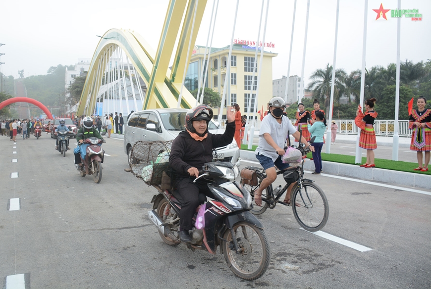 TP Điện Biên Phủ, tỉnh Điện Biên: Thông xe cầu Thanh Bình
