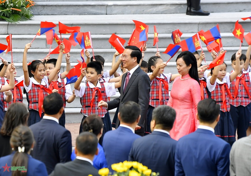 Chủ tịch nước Võ Văn Thưởng chủ trì lễ đón và hội đàm với Tổng thống Mông Cổ