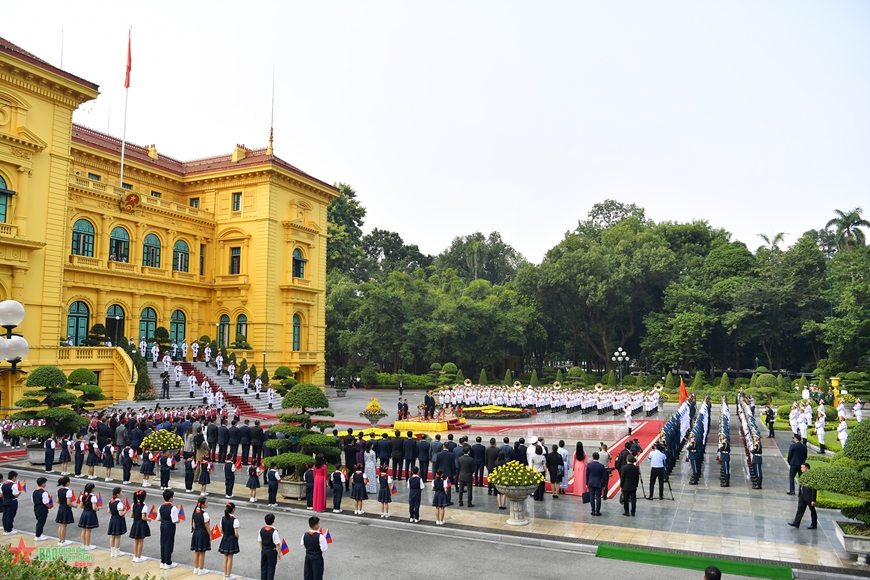 Chủ tịch nước Võ Văn Thưởng chủ trì lễ đón và hội đàm với Tổng thống Mông Cổ