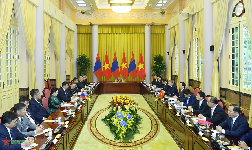 Chủ tịch nước Võ Văn Thưởng chủ trì lễ đón và hội đàm với Tổng thống Mông Cổ