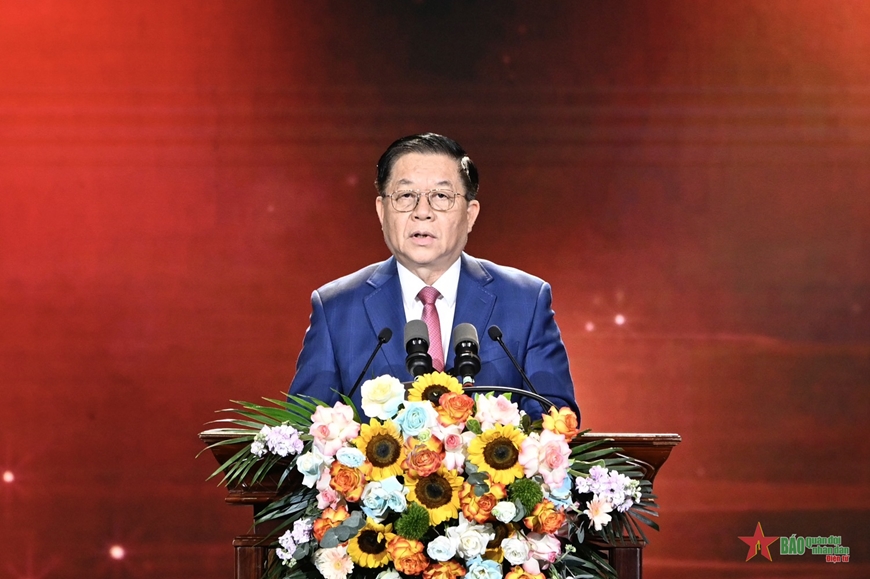 Tôn vinh các điển hình trong học tập và làm theo tư tưởng, đạo đức, phong cách Hồ Chí Minh