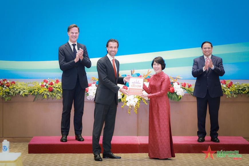 Thủ tướng Phạm Minh Chính hội đàm với Thủ tướng Hà Lan
