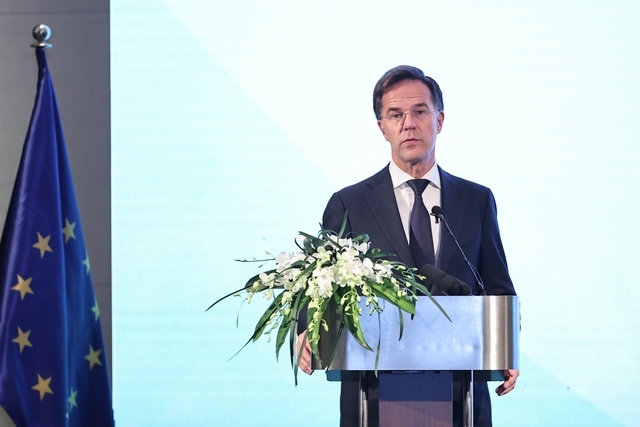 Thủ tướng Phạm Minh Chính và Thủ tướng Hà Lan dự Diễn đàn Kinh tế xanh