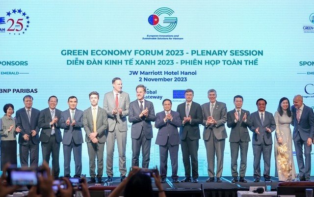 Thủ tướng Phạm Minh Chính và Thủ tướng Hà Lan dự Diễn đàn Kinh tế xanh