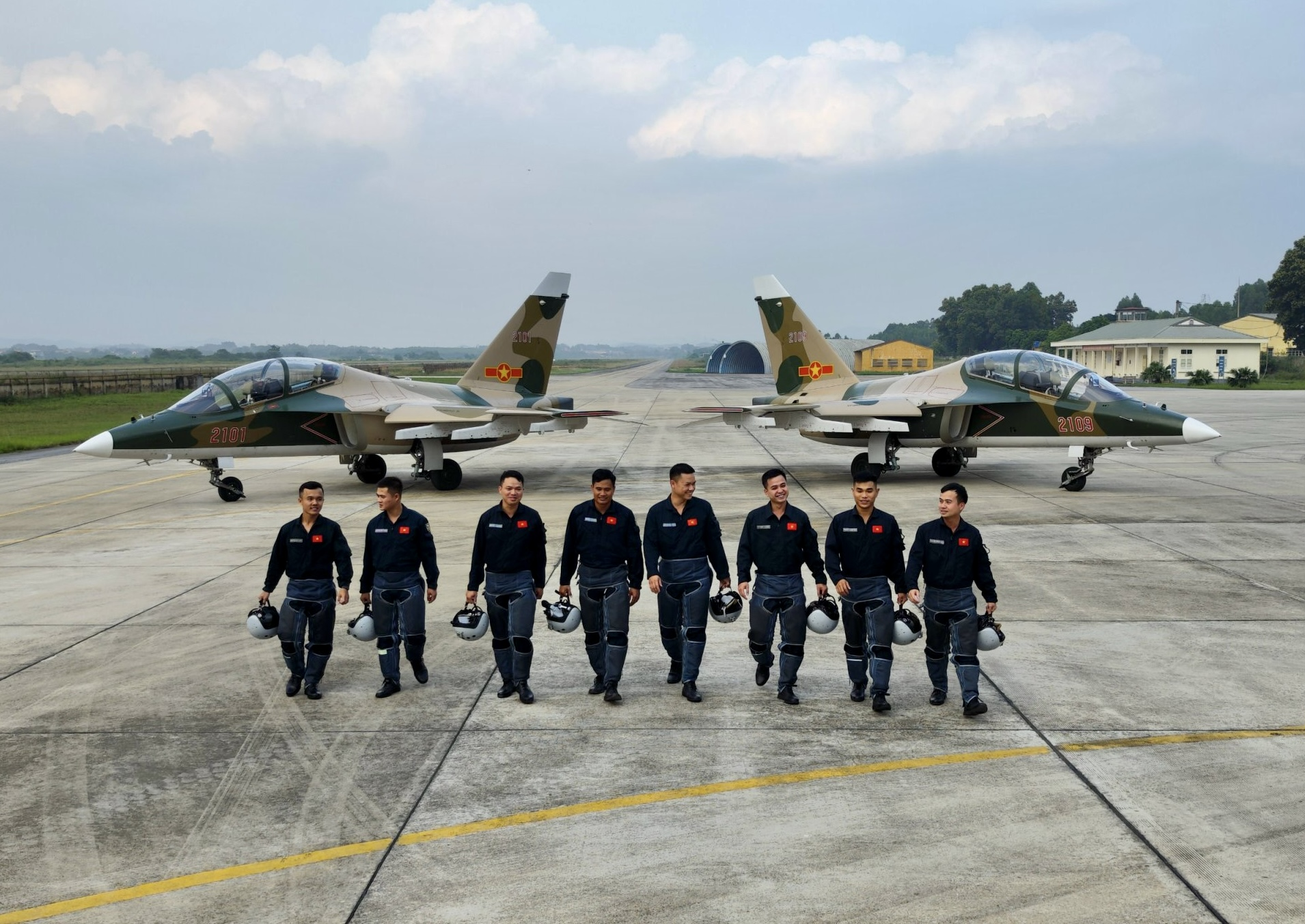 Một ngày ở sân bay Kép