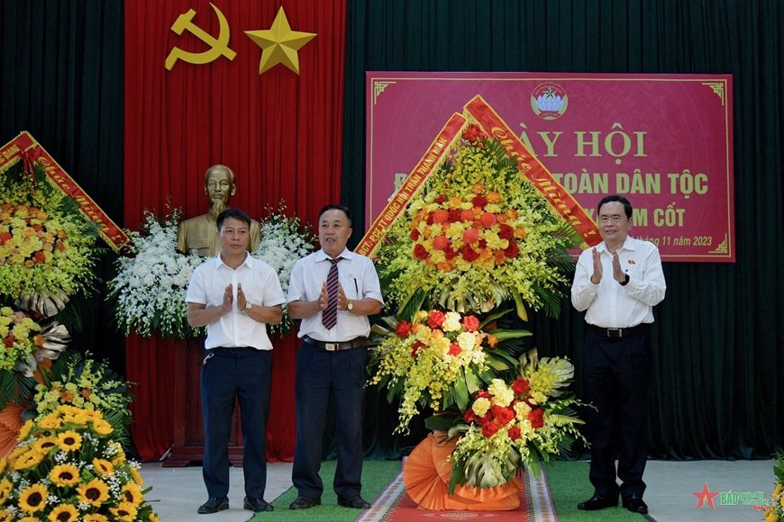 Phó chủ tịch Thường trực Quốc hội Trần Thanh Mẫn dự Ngày hội Đại đoàn kết toàn dân tộc tại Bắc Giang