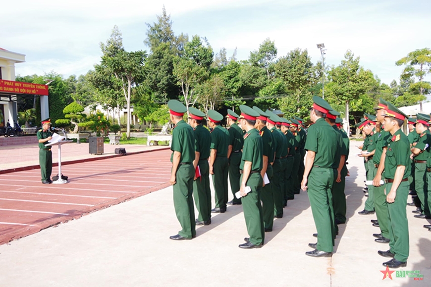 Bộ CHQS tỉnh Bình Thuận kiểm tra điều lệnh, thể lực sĩ quan, quân nhân chuyên nghiệp năm 2023
