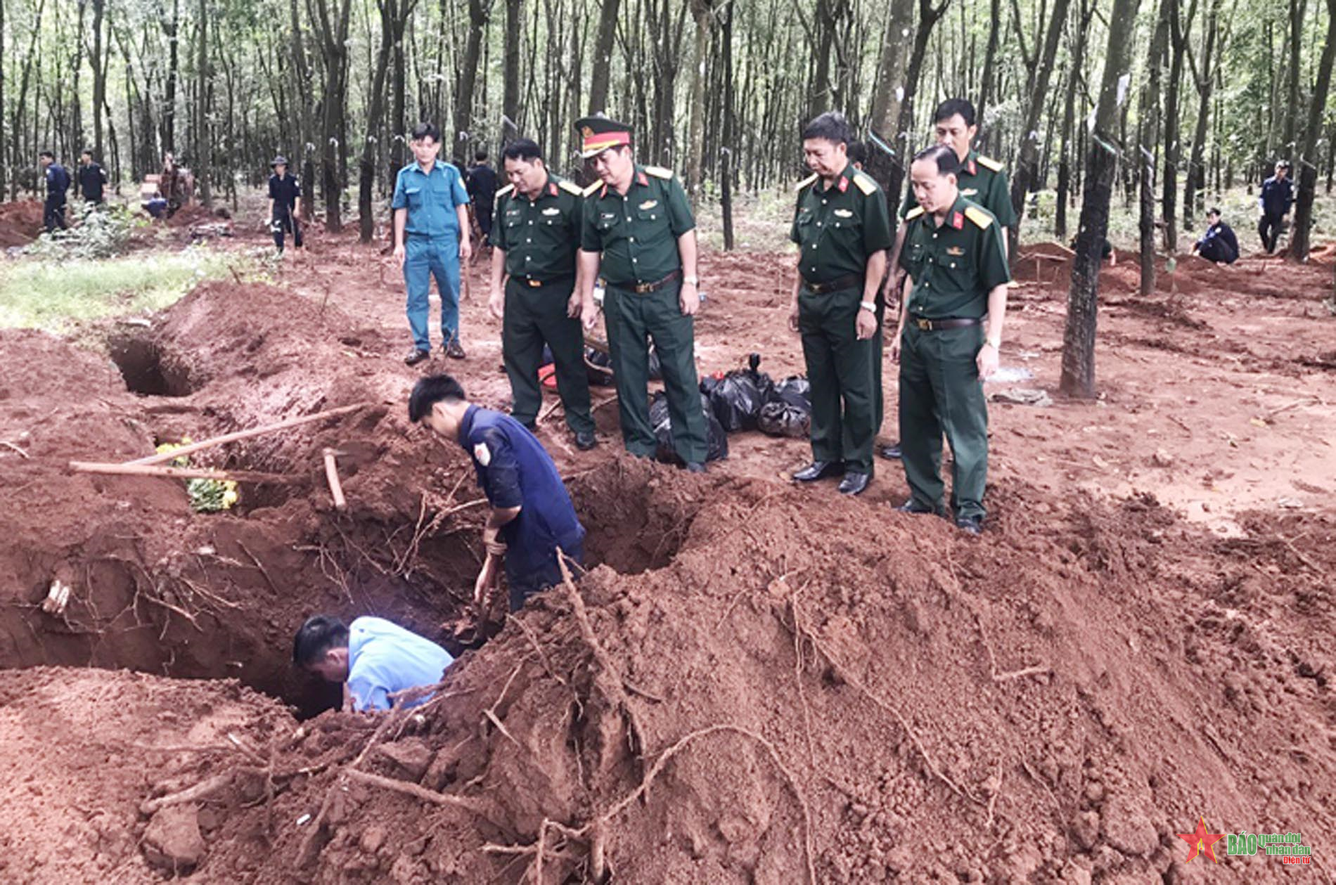 Bình Phước tìm kiếm, quy tập được 66 hài cốt liệt sĩ 