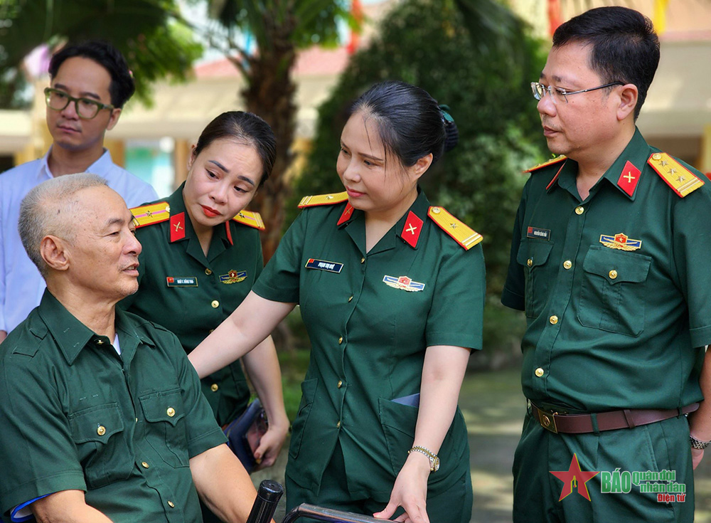  “4 cùng” với hội viên phụ nữ