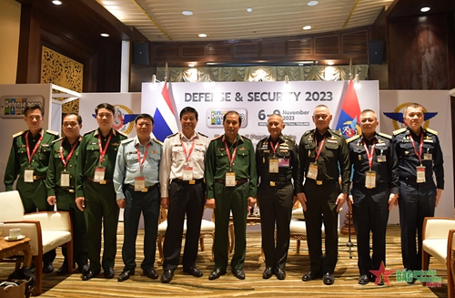 Thượng tướng Phùng Sĩ Tấn dự Triển lãm Quốc phòng và An ninh 2023 tại Thái Lan