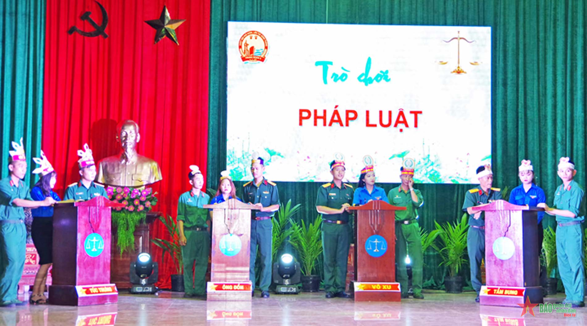 Sôi nổi Ngày Pháp luật tại Sư đoàn 5