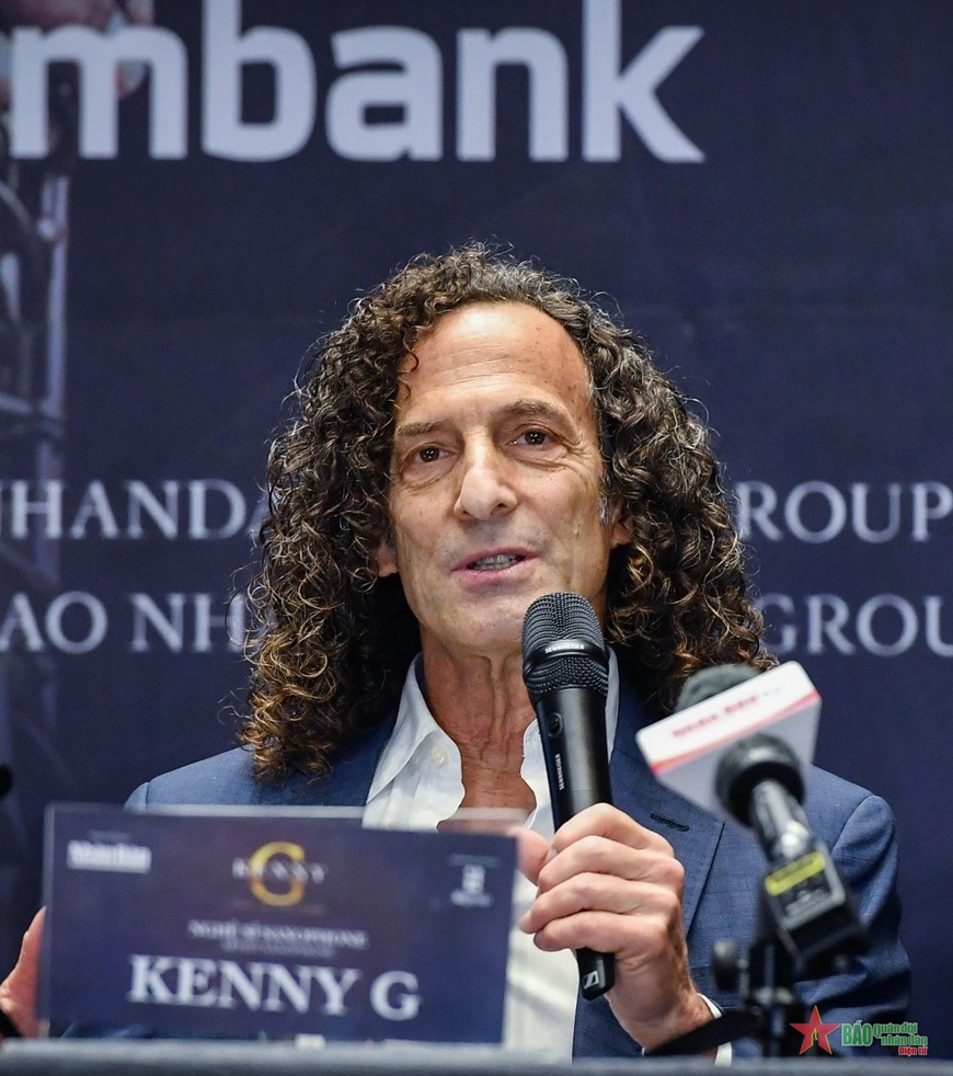 Bán đấu giá kèn của huyền thoại âm nhạc Kenny G với mục đích thiện nguyện