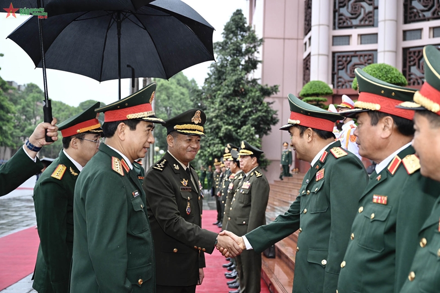 Đại tướng Phan Văn Giang chủ trì lễ đón Phó thủ tướng, Bộ trưởng Bộ Quốc phòng Campuchia