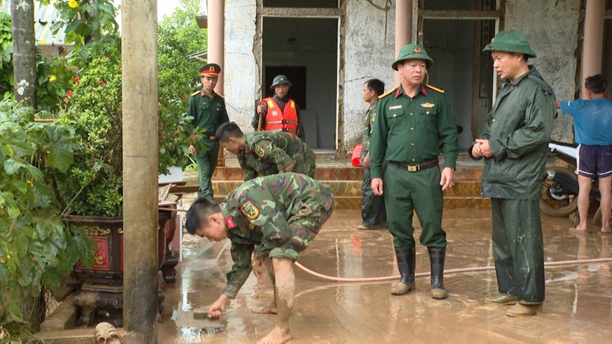 Sư đoàn 968, Quân khu 4: Khẩn trương giúp nhân dân khắc phục mưa lũ