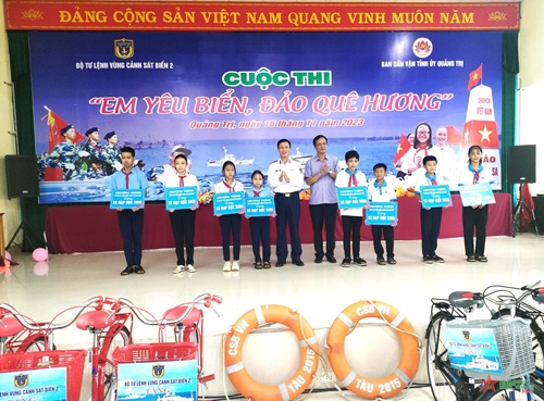 Vùng Cảnh sát biển 2 tổ chức Cuộc thi “Em yêu biển, đảo quê hương” tại Quảng Trị