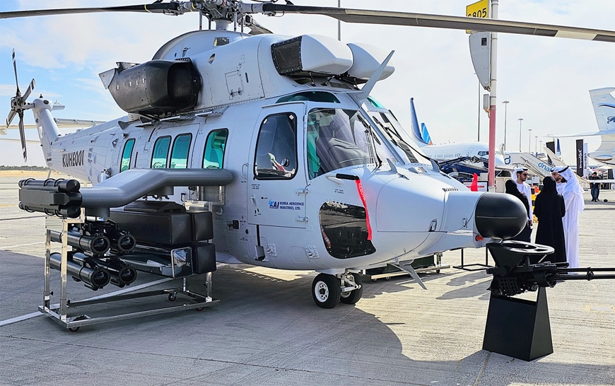 Quân sự thế giới hôm nay (17-11): Mỹ tăng tuổi thọ động cơ pháo đài bay B-52, Israel không giới hạn hàng viện trợ vào Gaza