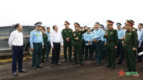 Thượng tướng Nguyễn Tân Cương: Sớm thống nhất quy hoạch mở rộng Cảng Hàng không Phù Cát